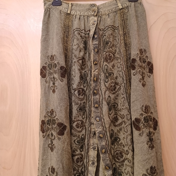 Green Olive Indian embroidered Boho witchycore fairy Button Skirt S - Picture 3 of 7